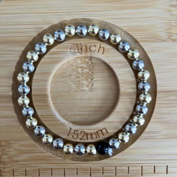 ALLIE + BESS She's a Rich Girl Stack Bracelet Set (BRAND NEW) - Picture 10 of 10